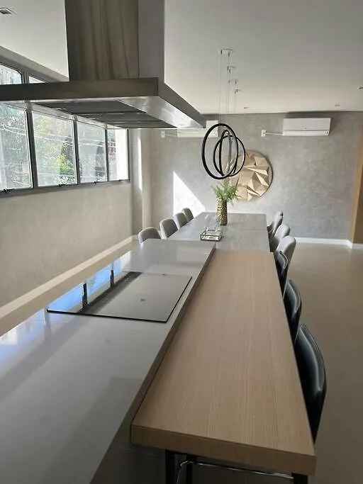 Studio Alecrim… Сан-Пауло 0*,  Бразилия